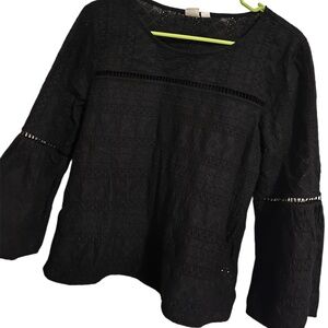 Gap Women’s Black Textured Eyelet Top with Bell Sleeves Sz-M